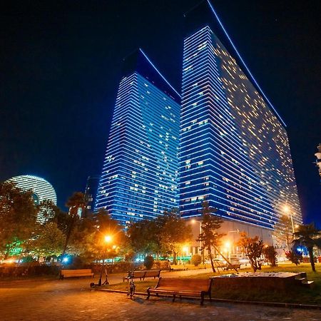 Orbi City Skyscraper With Sea View บาทูมิ ภายนอก รูปภาพ